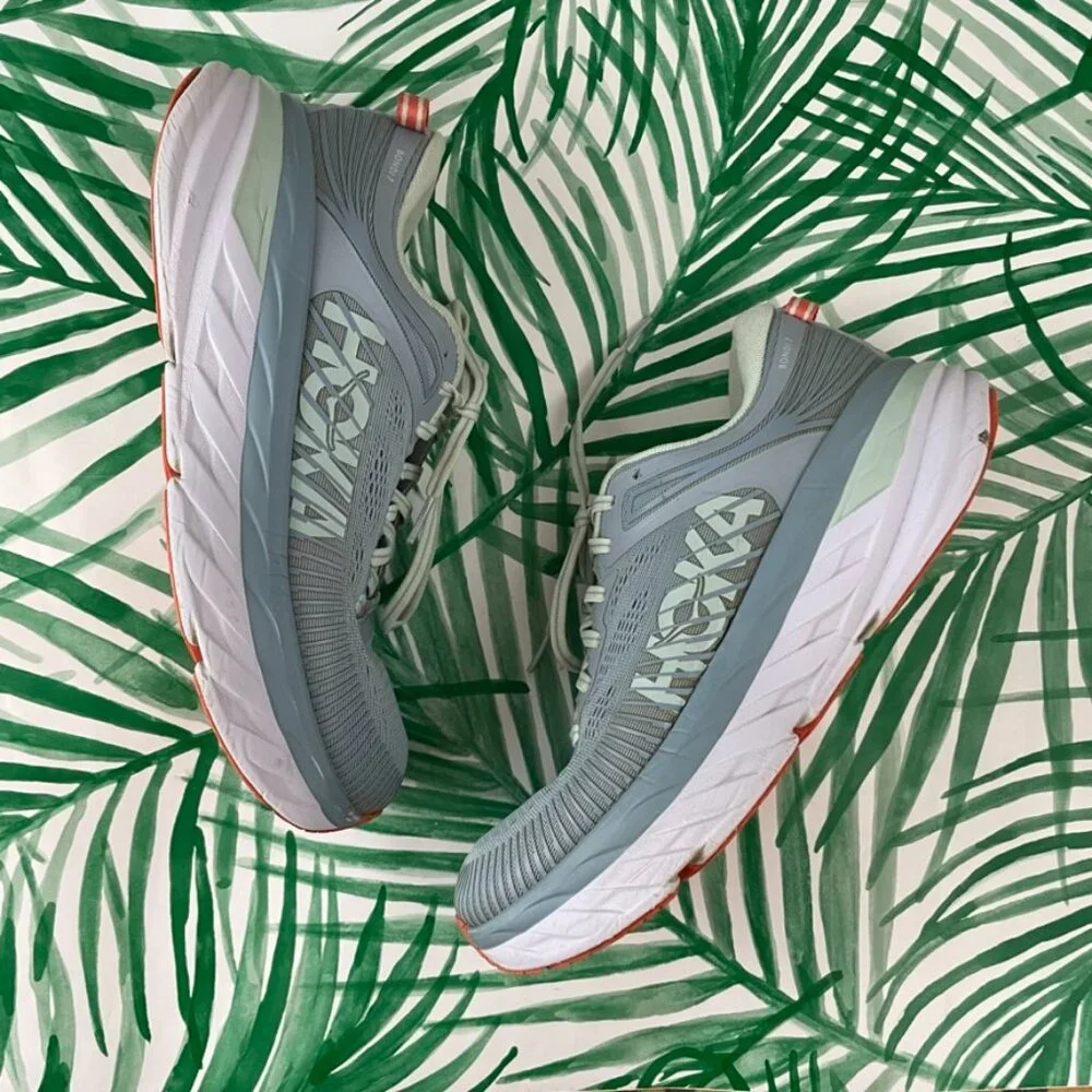 Hoka Bondi 7 Running Sneakers in Blue Fog/Blue Glass Size 9
